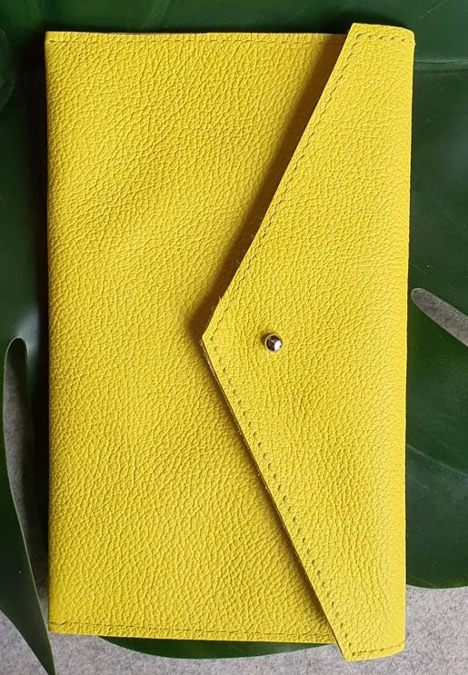 Buy CZAR LEDER Yellow Leather Women Small Coin Purse I Long Lasting and  wear & tear resistance Modern Purse Online at Best Prices in India -  JioMart.